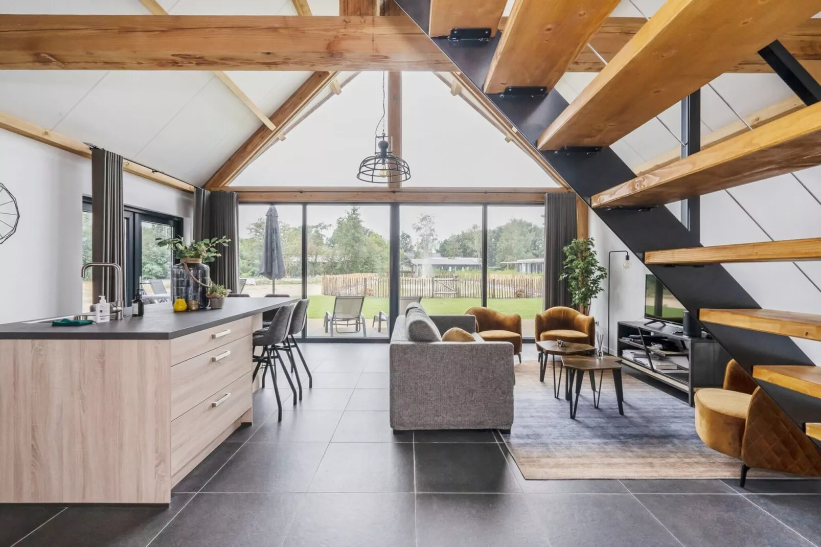 Farm Lodge 687-Living room