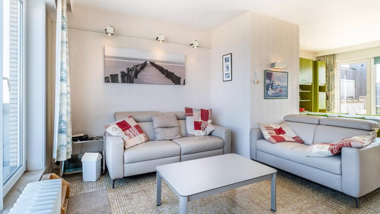 Zeezicht 7e-Living room