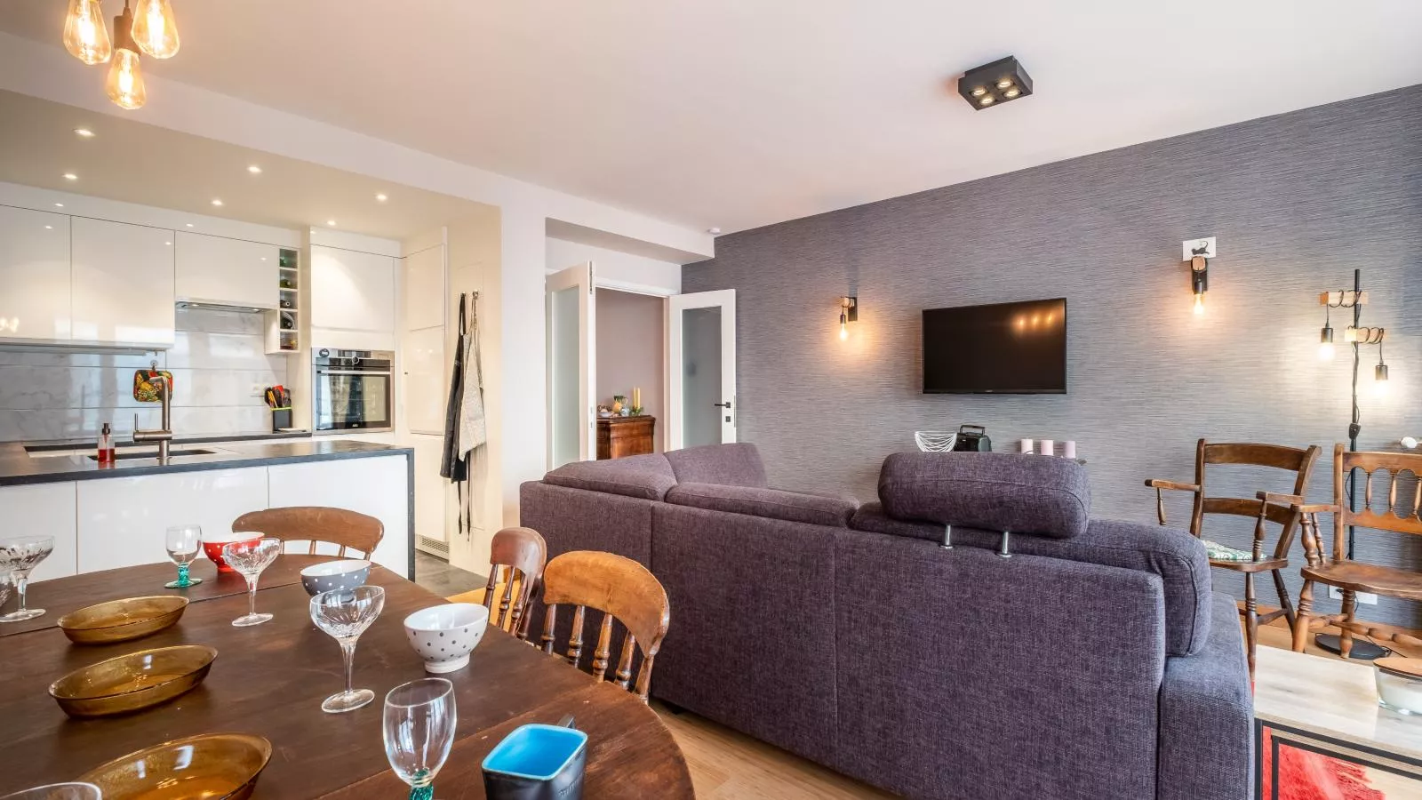 Neva troisième-Living room