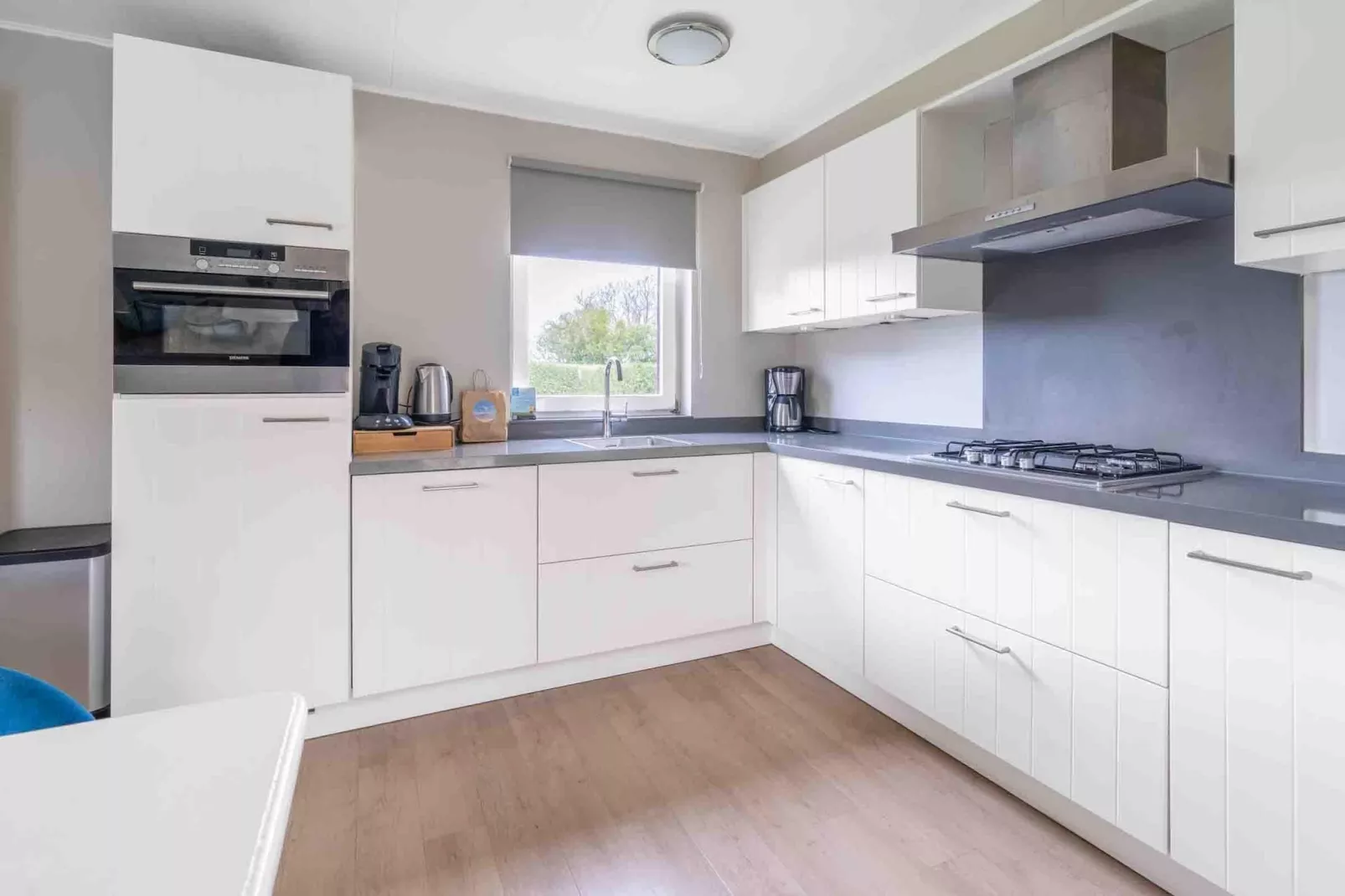 Kamperfoelie 73-Cuisine