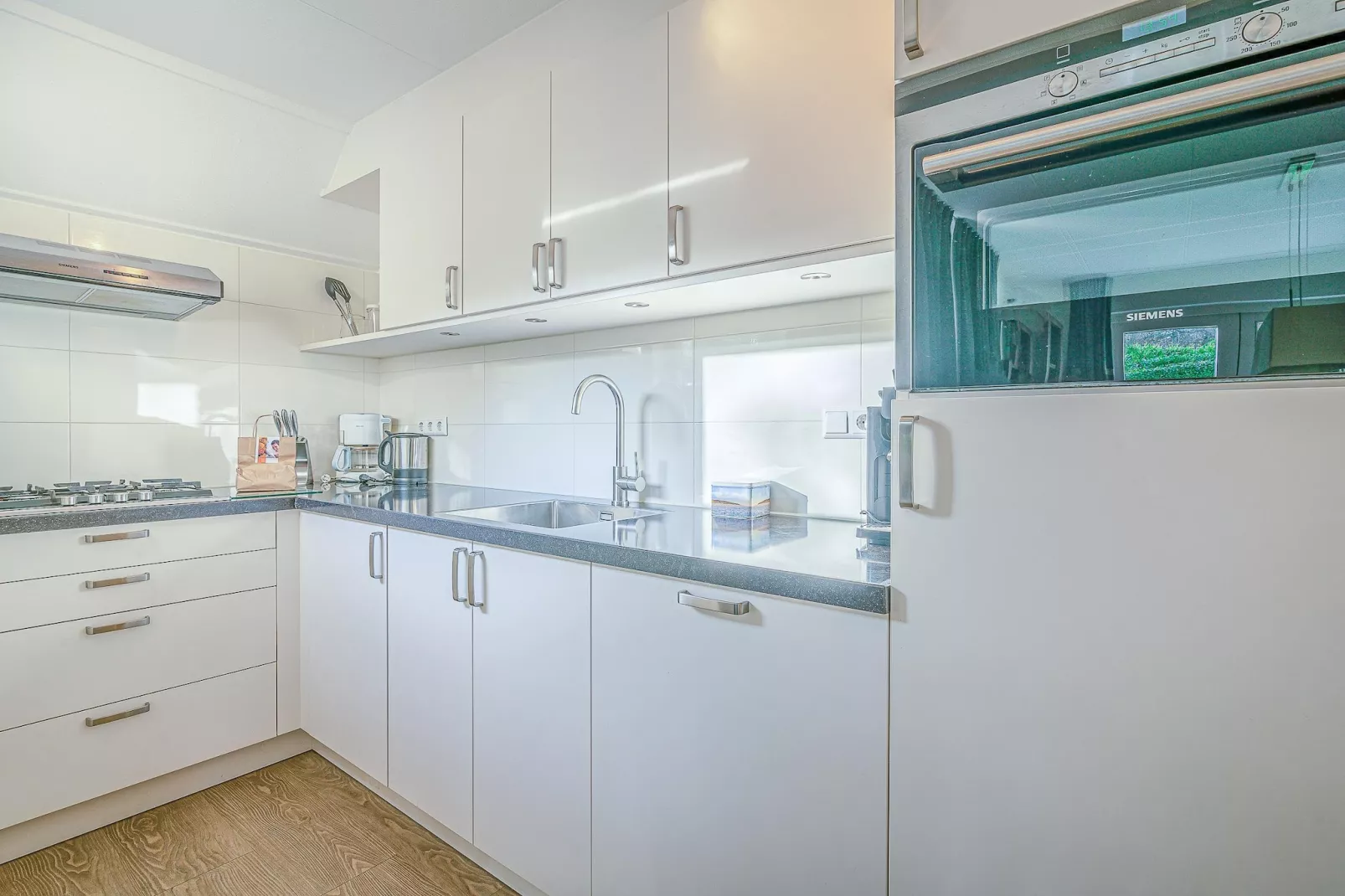 Kamperfoelie 31-Cuisine