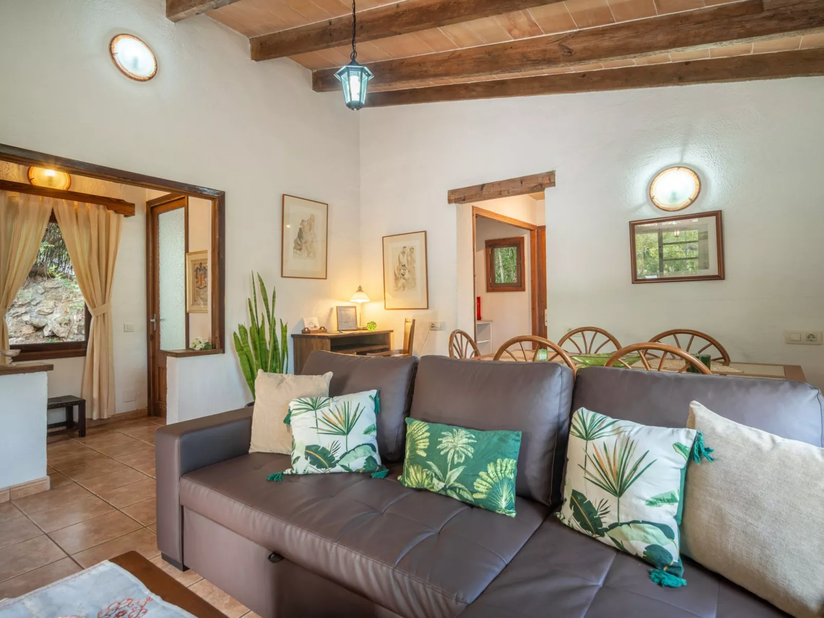 La Salve Can Jordi-Inside