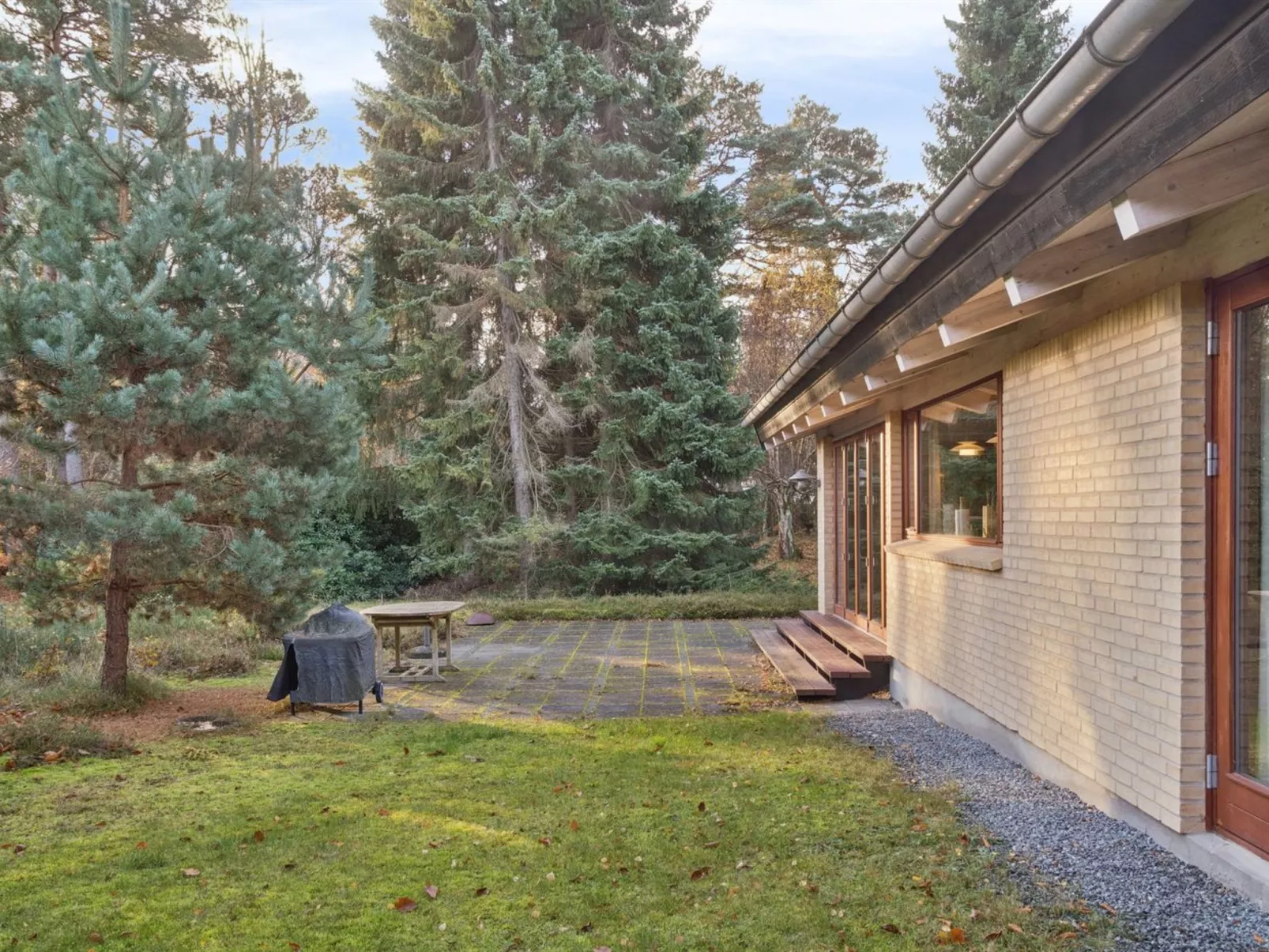 "Jorid" -  from the sea-Outside