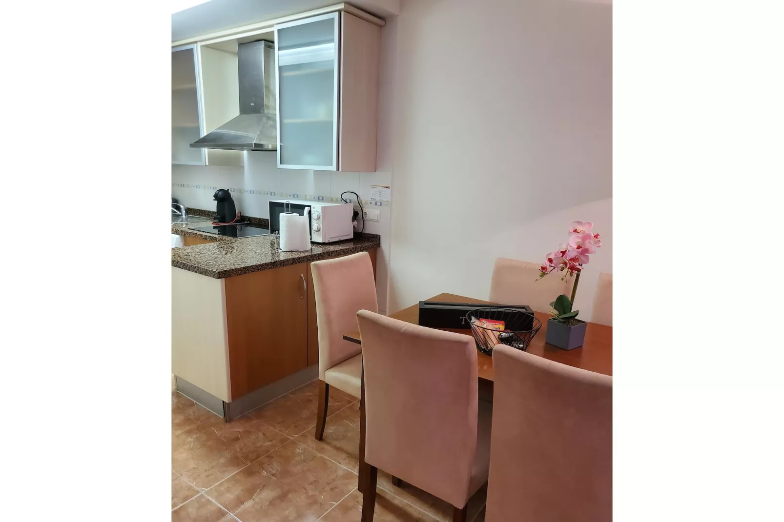 CT 342 AL - Faro's Paraiso de Vera Apartment-Dining room