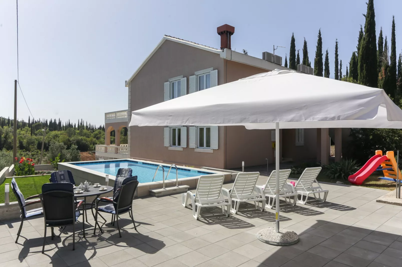 Apartments Villa Harmonia - Comfort One-Bedroom Apartment with Balcony and Shared Pool-Extérieur