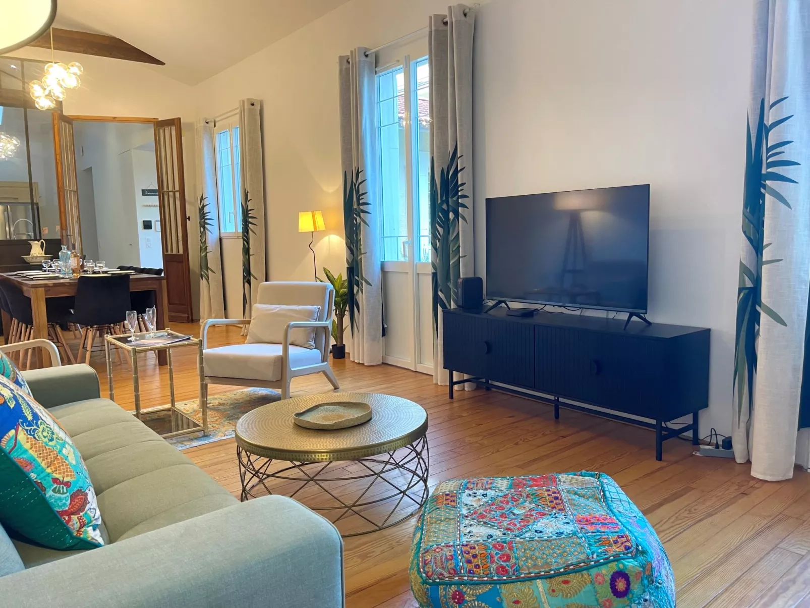 Côté Bassin-Drinnen