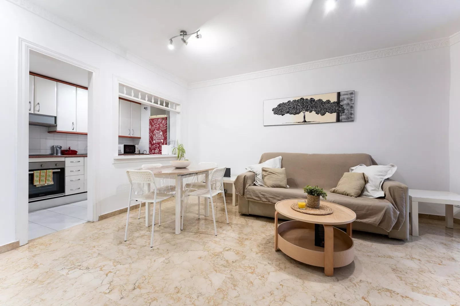 CT 350 - Faro's Marbella Beachapartment for 2 - perfect beachconection-Salon