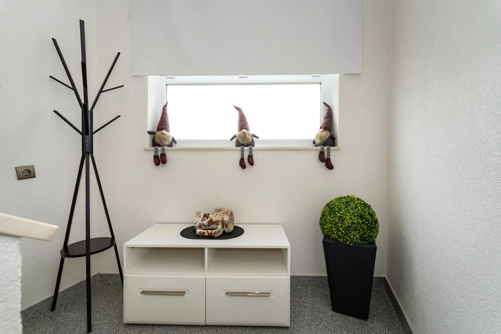 Sea view penthouse Nikita-Ambiente