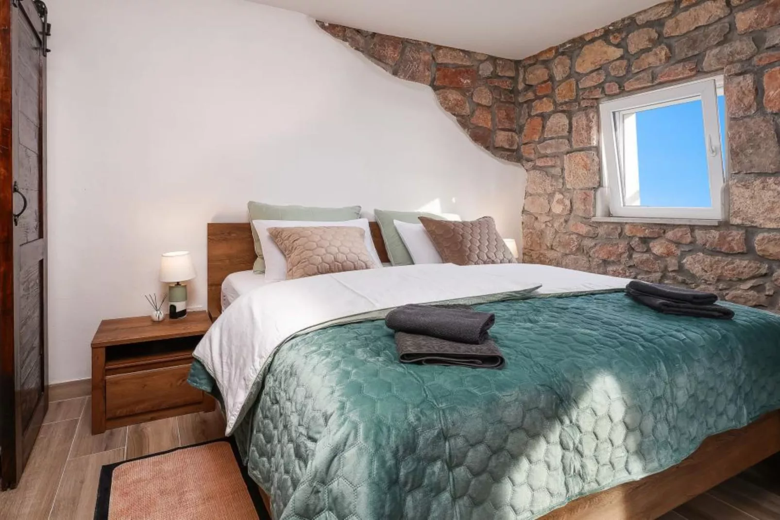 Ana’s Stone House Jurčić Kalić with the Pool-Bedroom