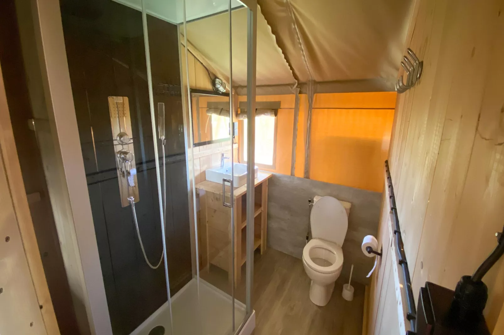 Bloesem Lodge 4 pax - Badezimmer