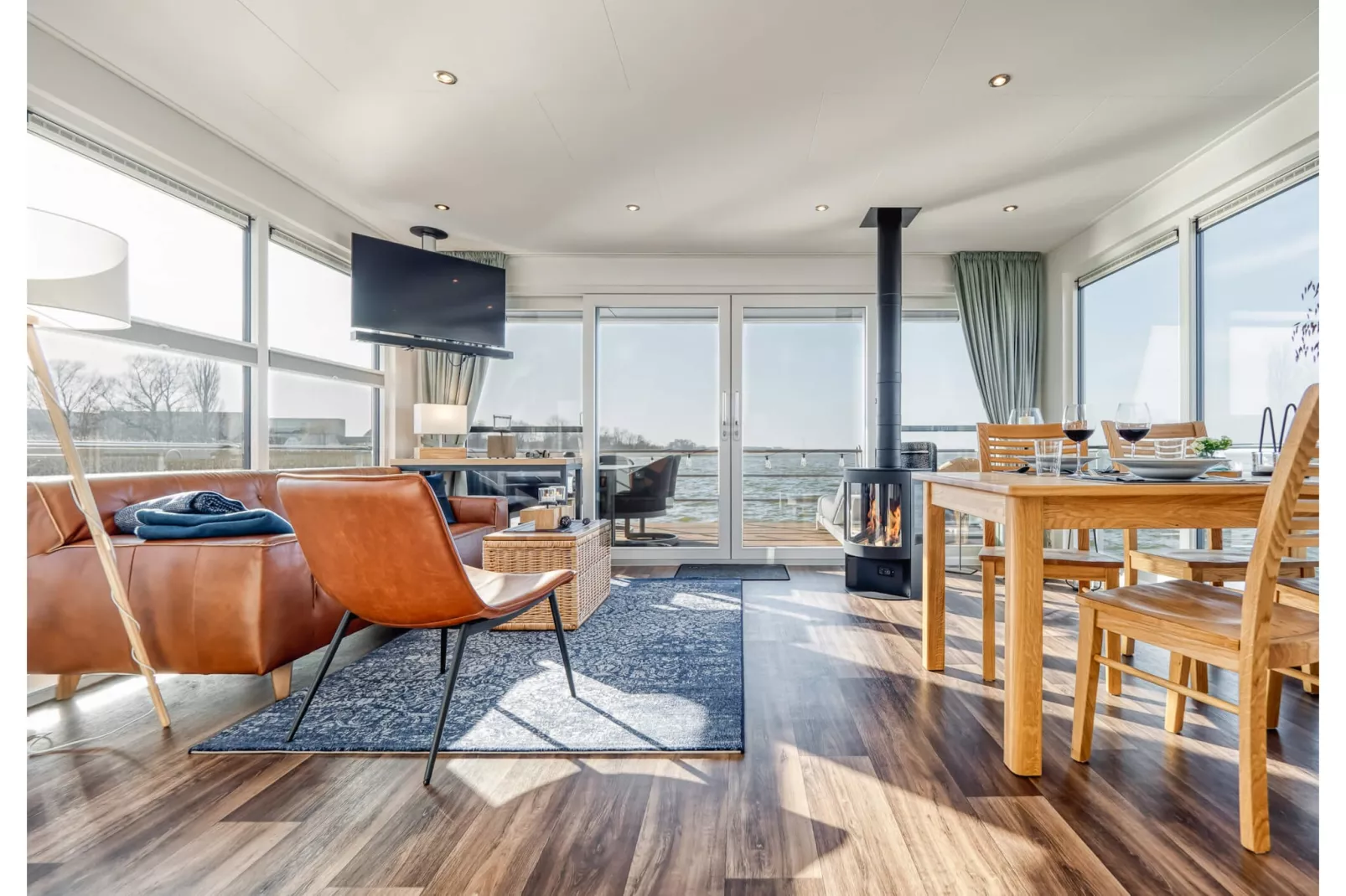 Hausboot in Ribnitz-Damgarten-Living room