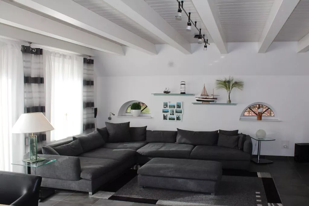 512145-Nicht zugeordnet