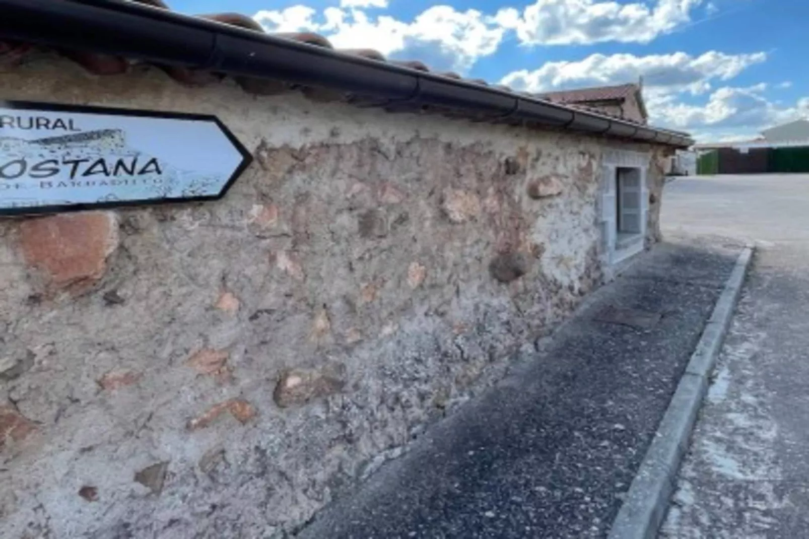 Casa rural La Costana de Barbadillo ONLY ADULTS-Außenbereich Sommer