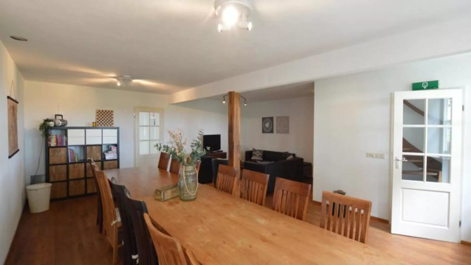 De Open Schuur-Esszimmer