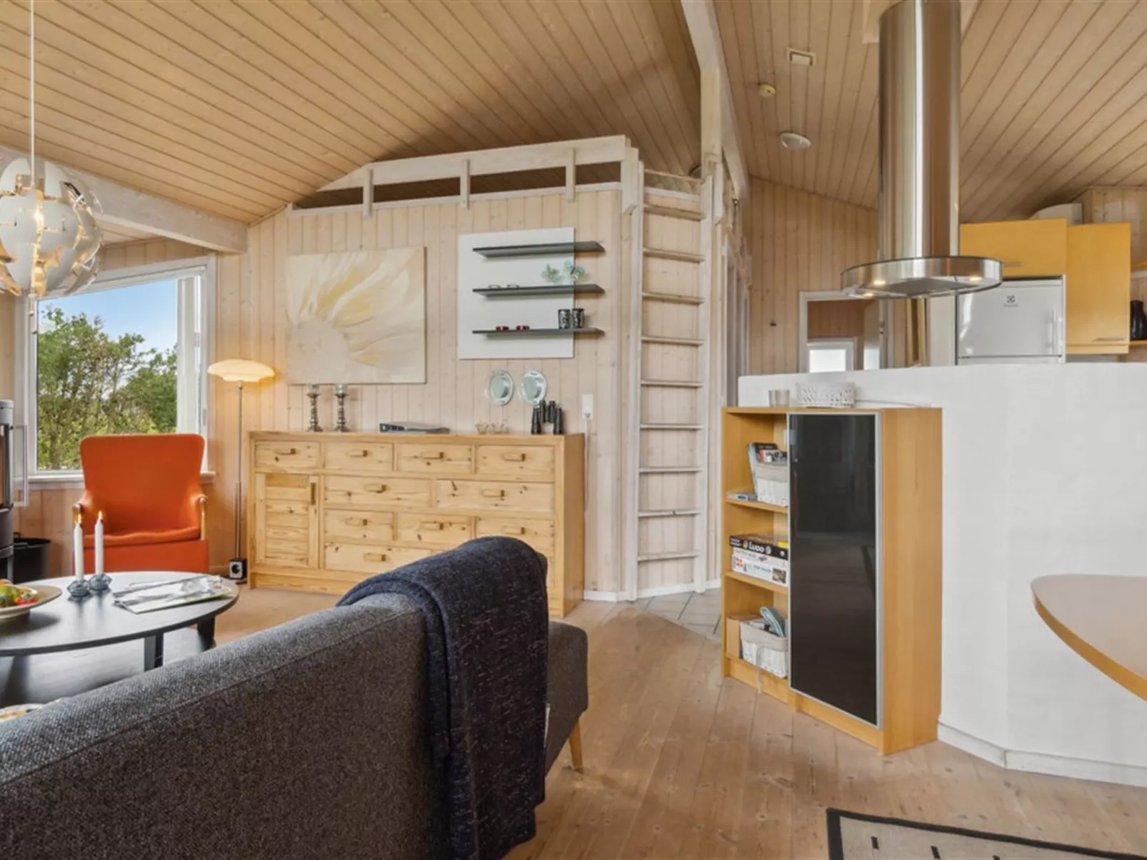 "Galin" - 210m to the fjord-Inside