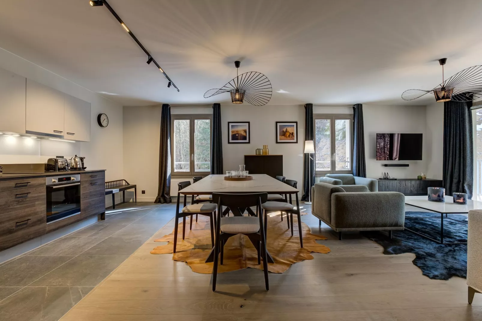 White Pearl A12-Esszimmer