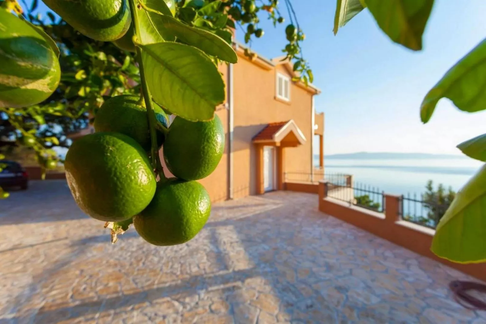 Summerheaven Apartments - Standard Studio Apartment with Balcony and Sea View A1-Im Freien