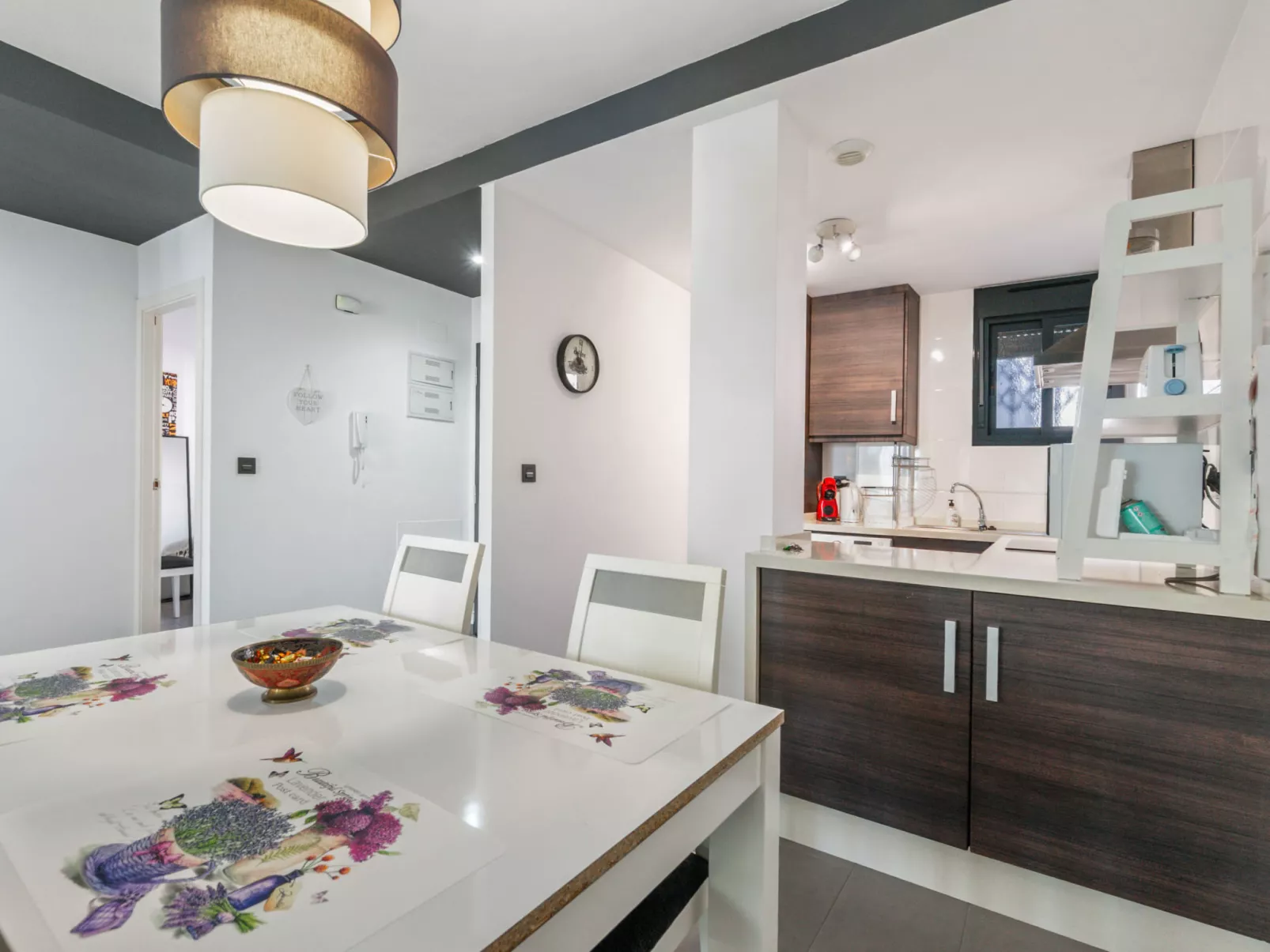 Oasis Beach 1-Drinnen