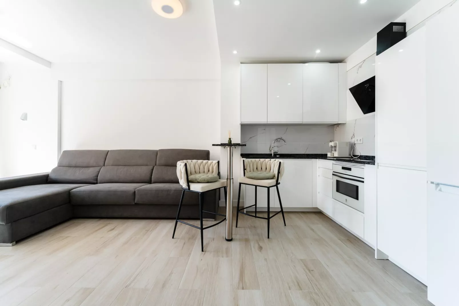 CT 402 - Faro's Perla Beachapartment Fuengirola-Living room