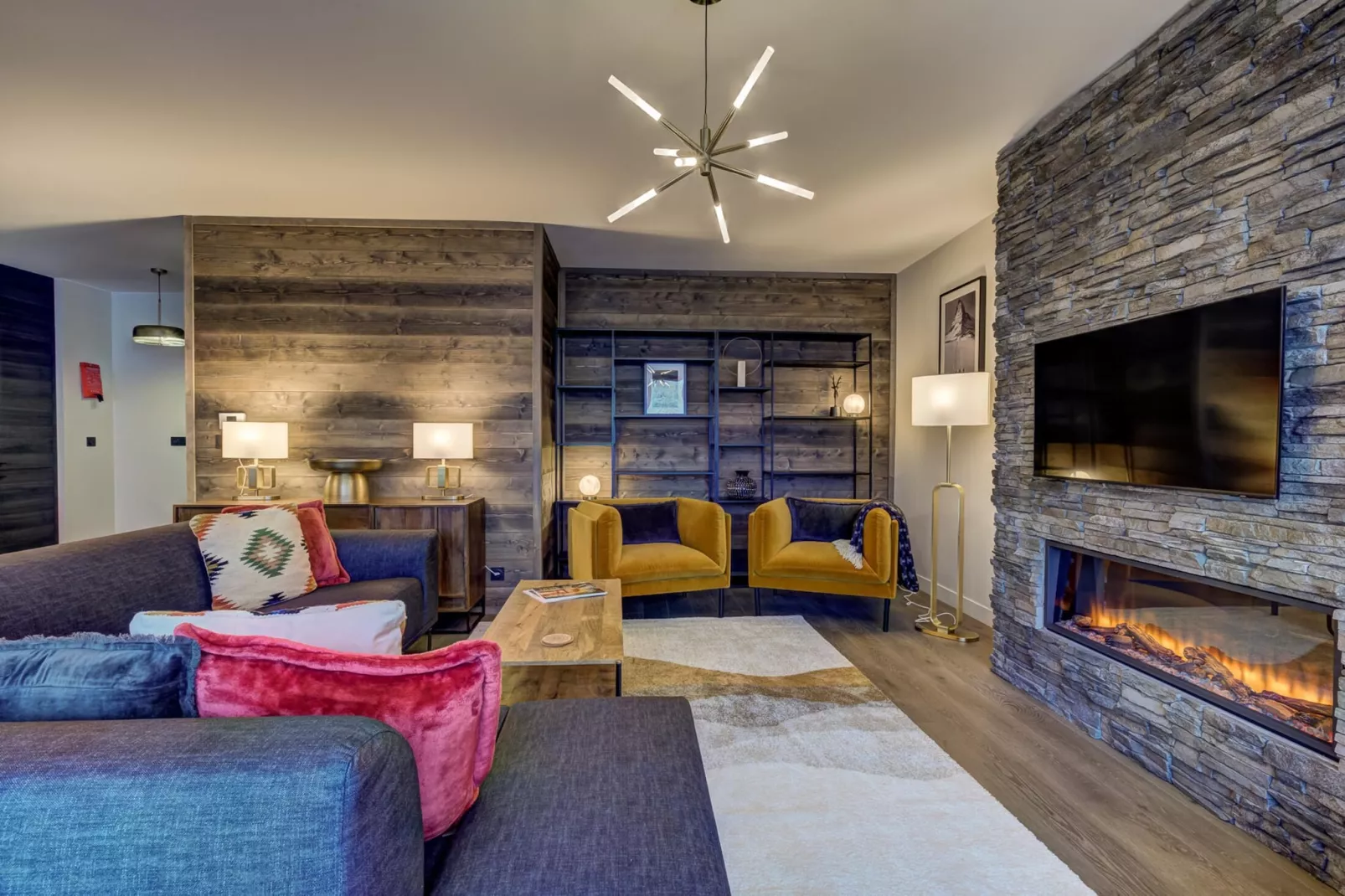 White Pearl A31-Living room