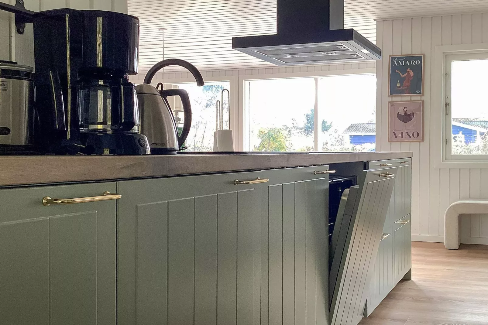 Holiday home, 500m from beach-Indoor