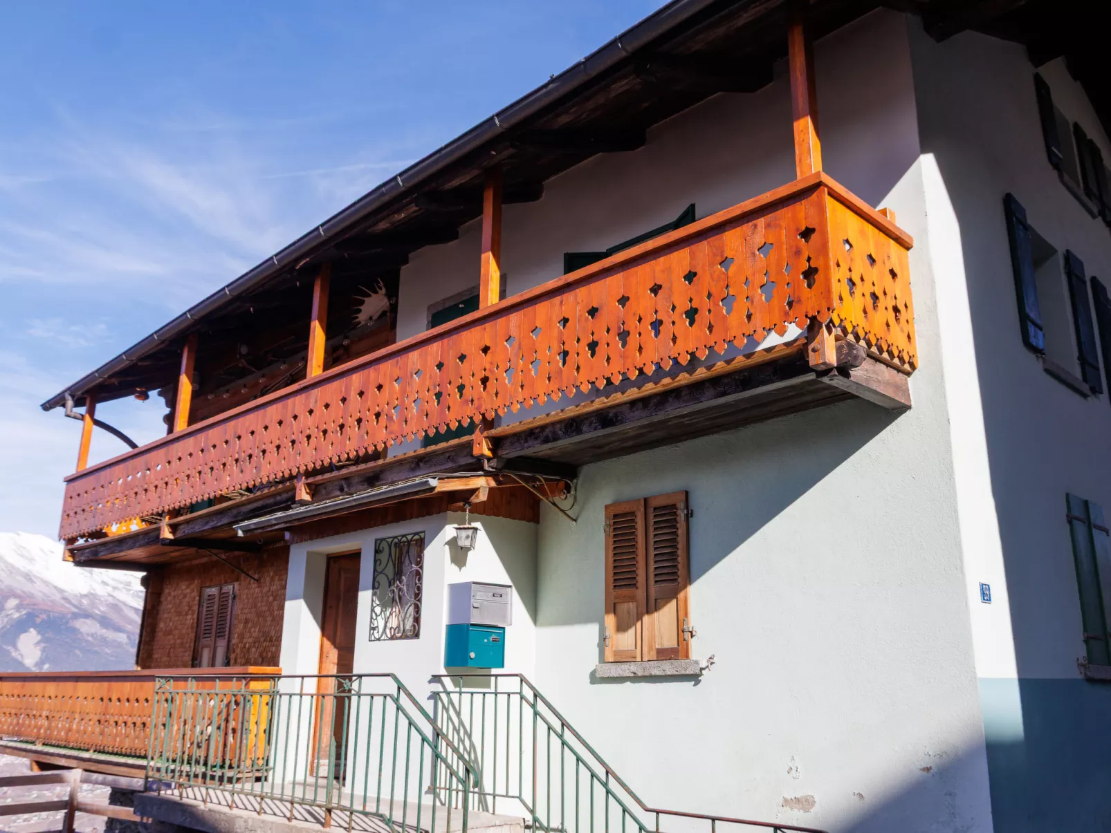 Les Agettes 1865-Outside