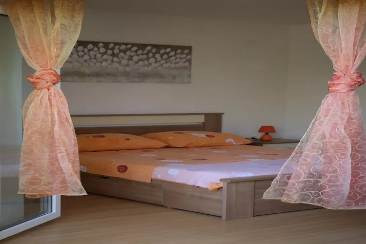 Apartment Marina - Two Bedroom Apartment with Terace - Schlafzimmer