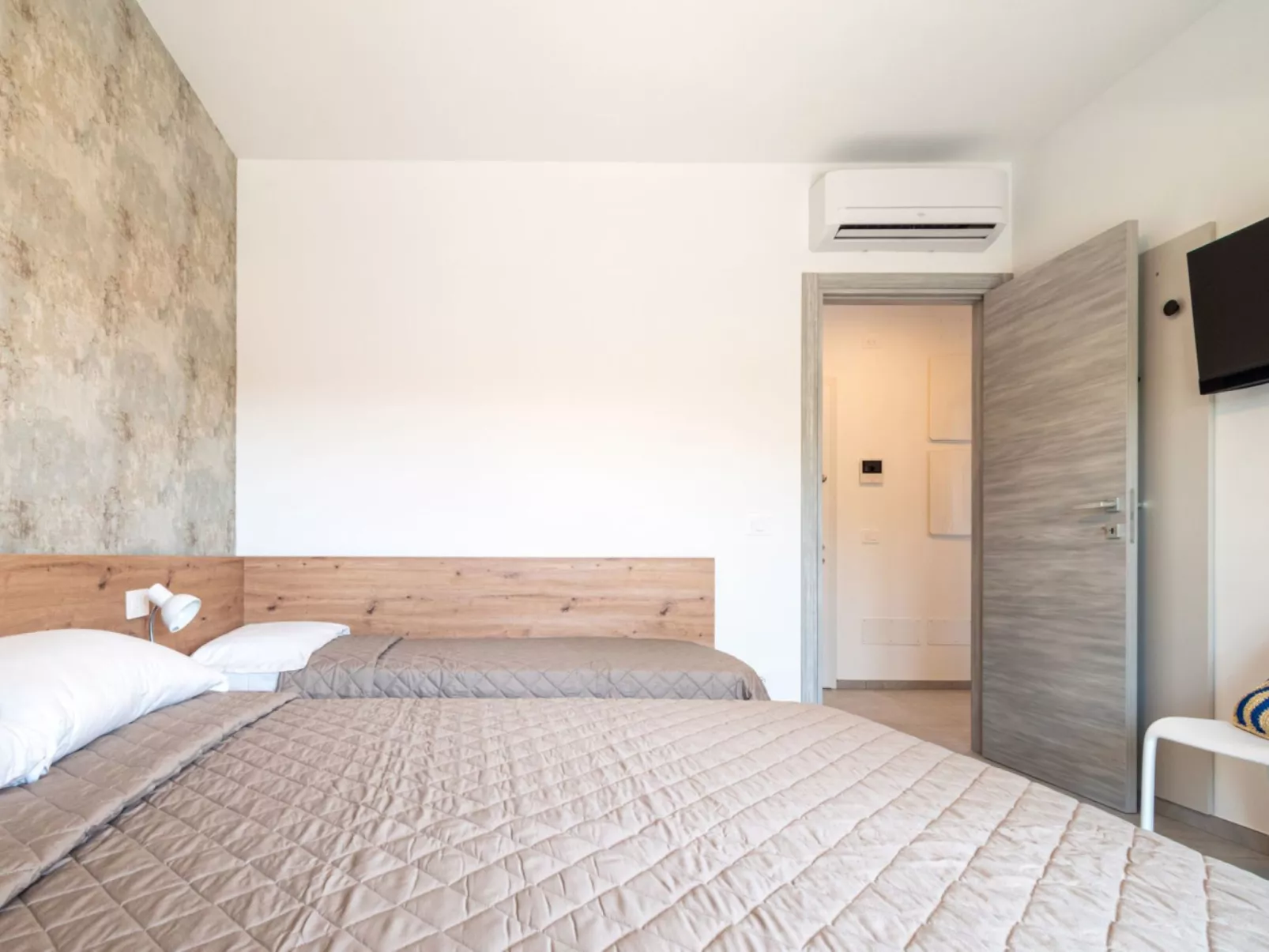 One Life Suites-Inside