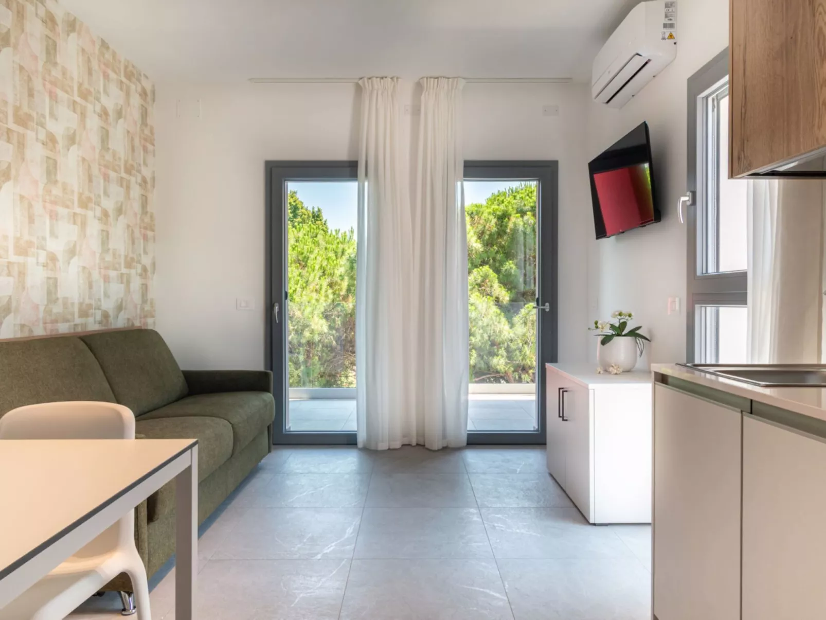 One Life Suites-Inside