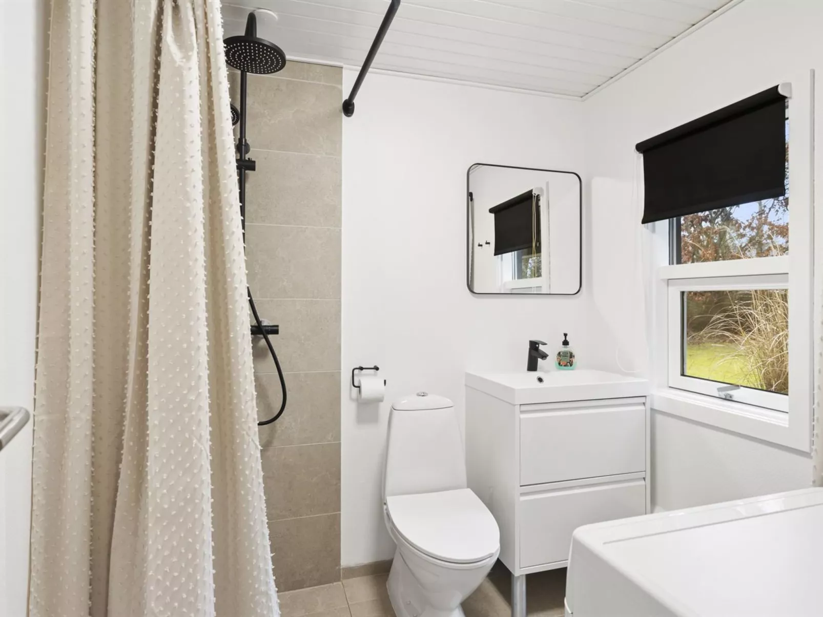 "Elaina" - 290m from the sea-Dedans