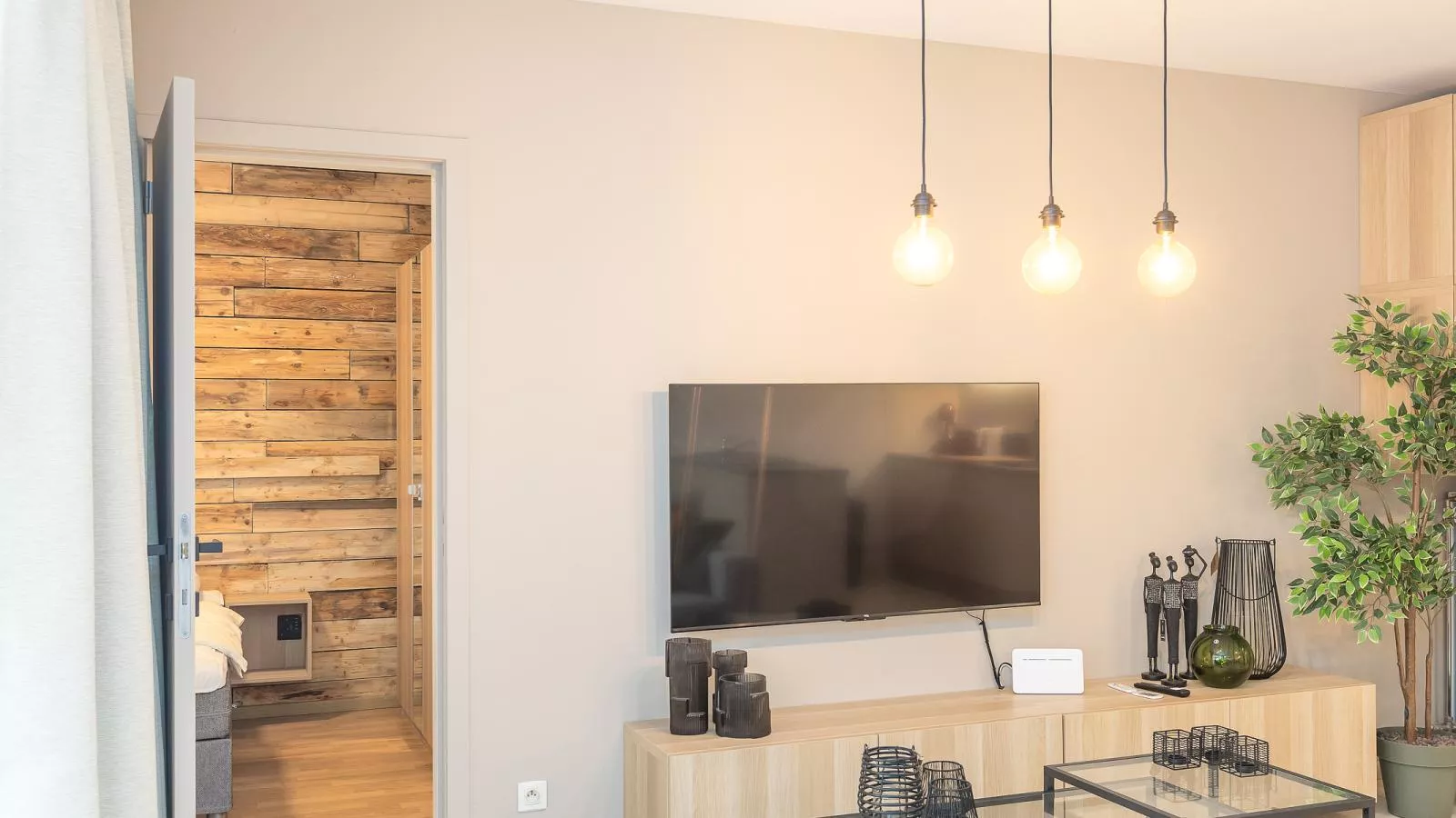 Virgo  - 0001-Living room