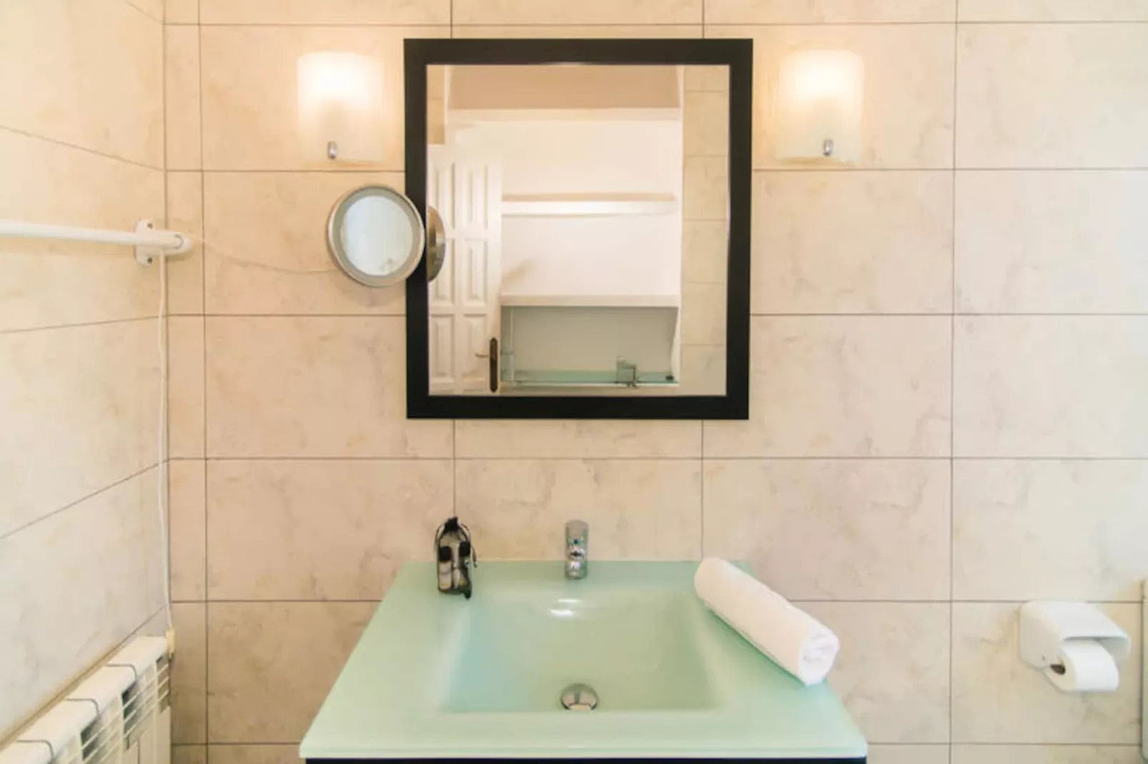 Maison à Roses-Nicht zugeordnet