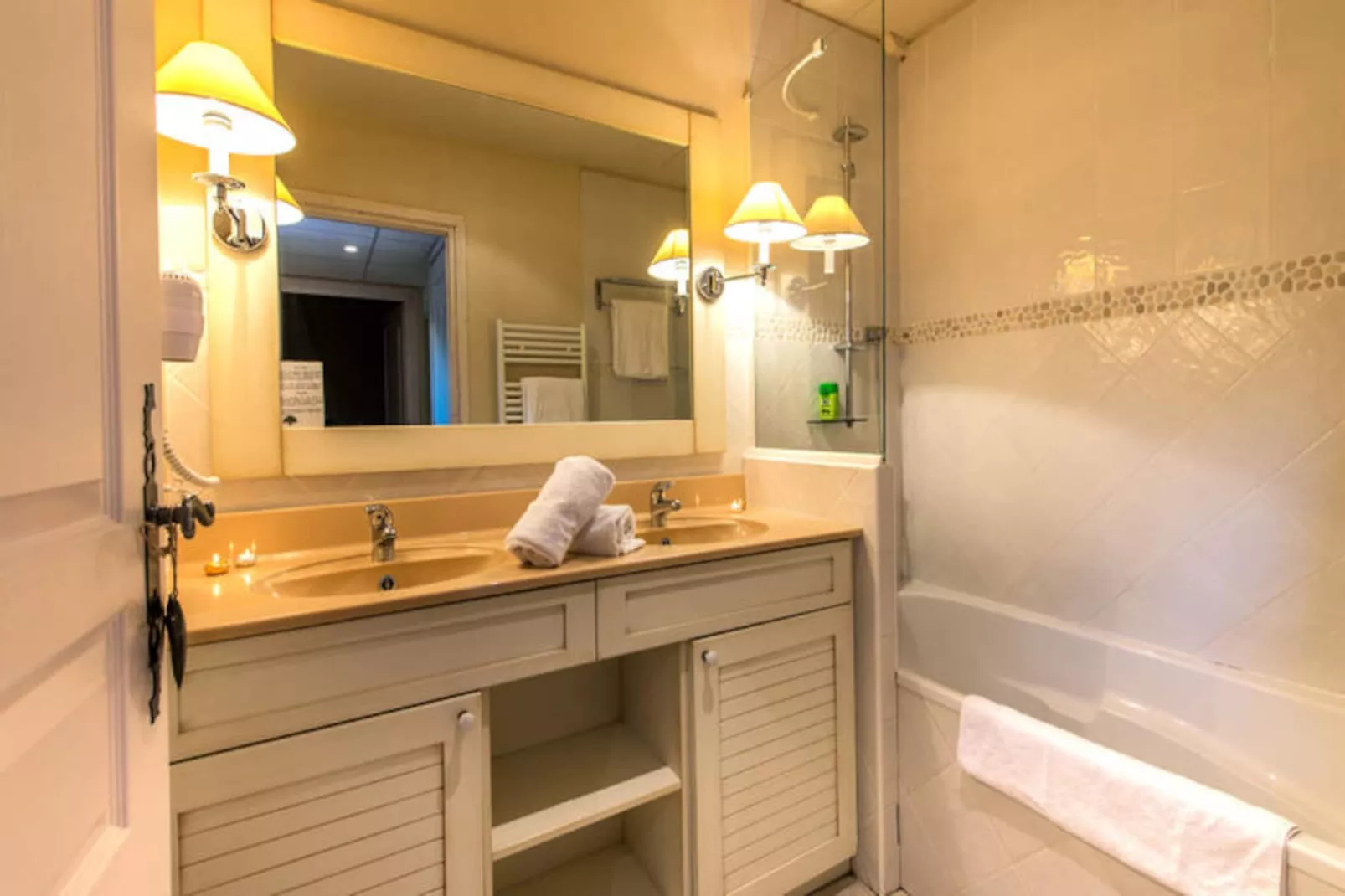 Appartements à Duingt-Untagged