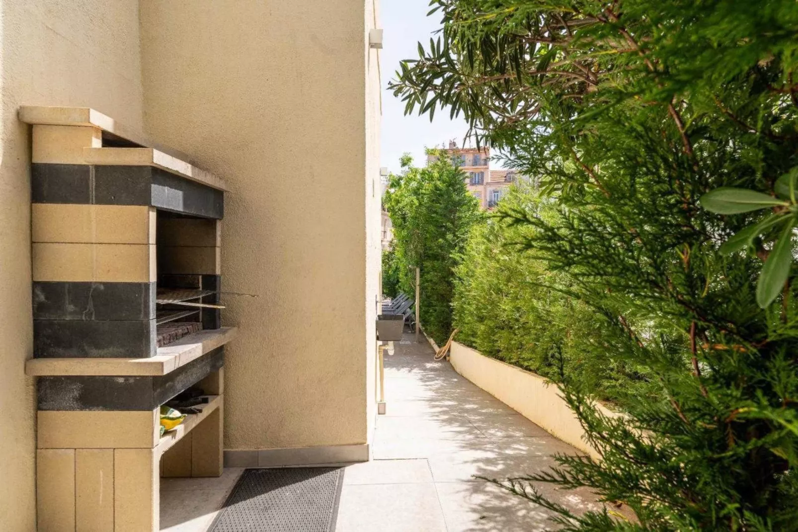 LL-13-ROSOLIEL-Untagged