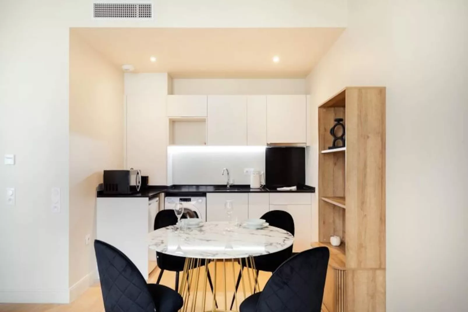 Appartement Place De Gaulle --Untagged