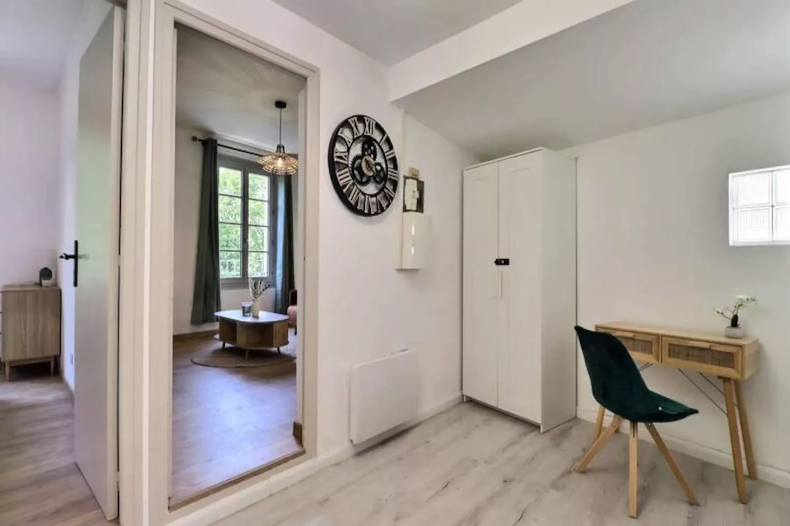 Nuance Arl&eacute;sienne &ndash; &eacute;l&eacute;gance & Confort En Centre-ville-Nicht zugeordnet