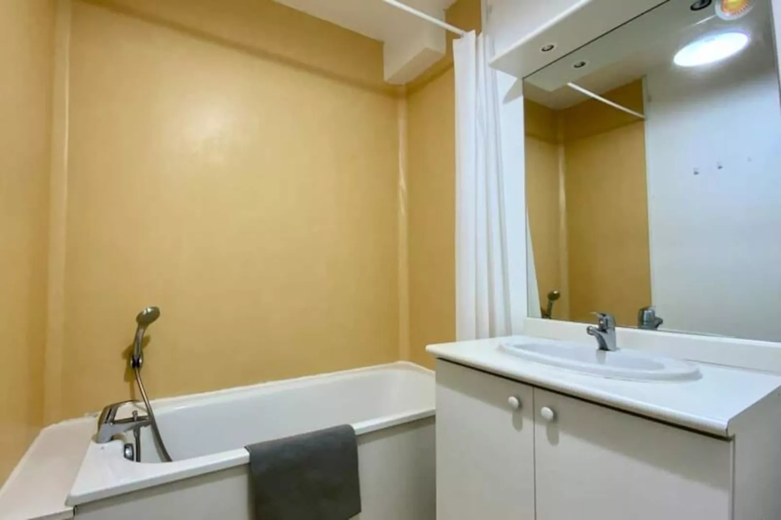 Résidence Les Na&iuml;ades C10 - 2 Chambres Pour 6 Personnes !-Nicht zugeordnet