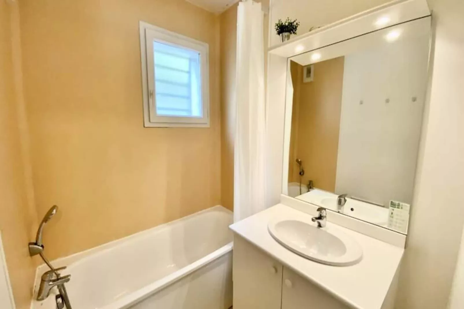 Résidence Les Na&iuml;ades H40 - 2 Chambres Pour 6 Personnes !-Nicht zugeordnet