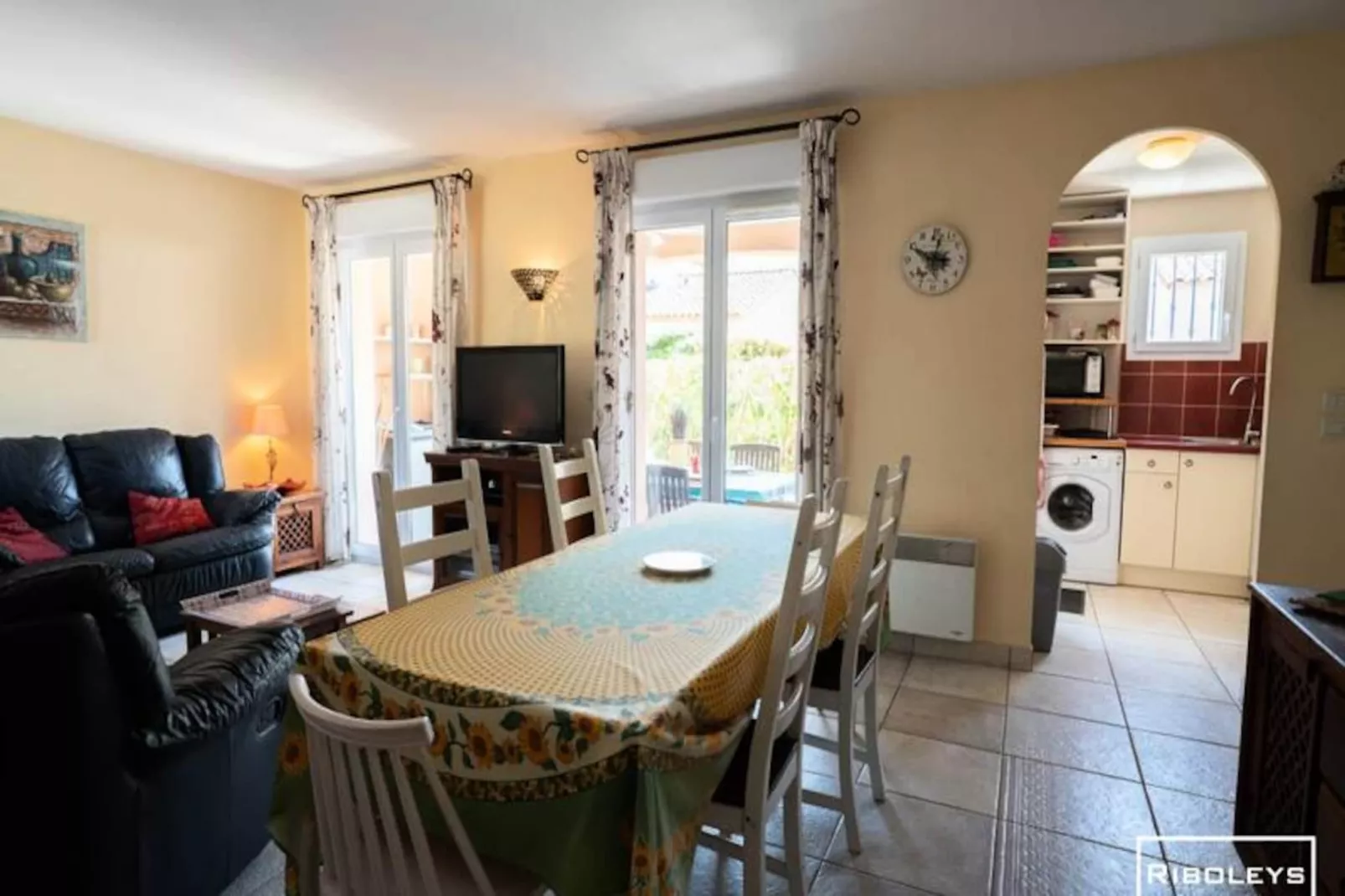 Spacieuse Villa Au C&oelig;ur Du Golf De B&eacute;ziers-Untagged