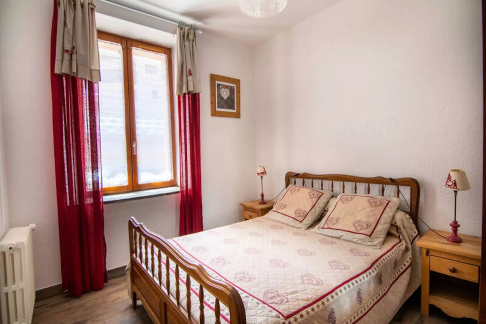 Chalet Gilbert Collet - Untagged