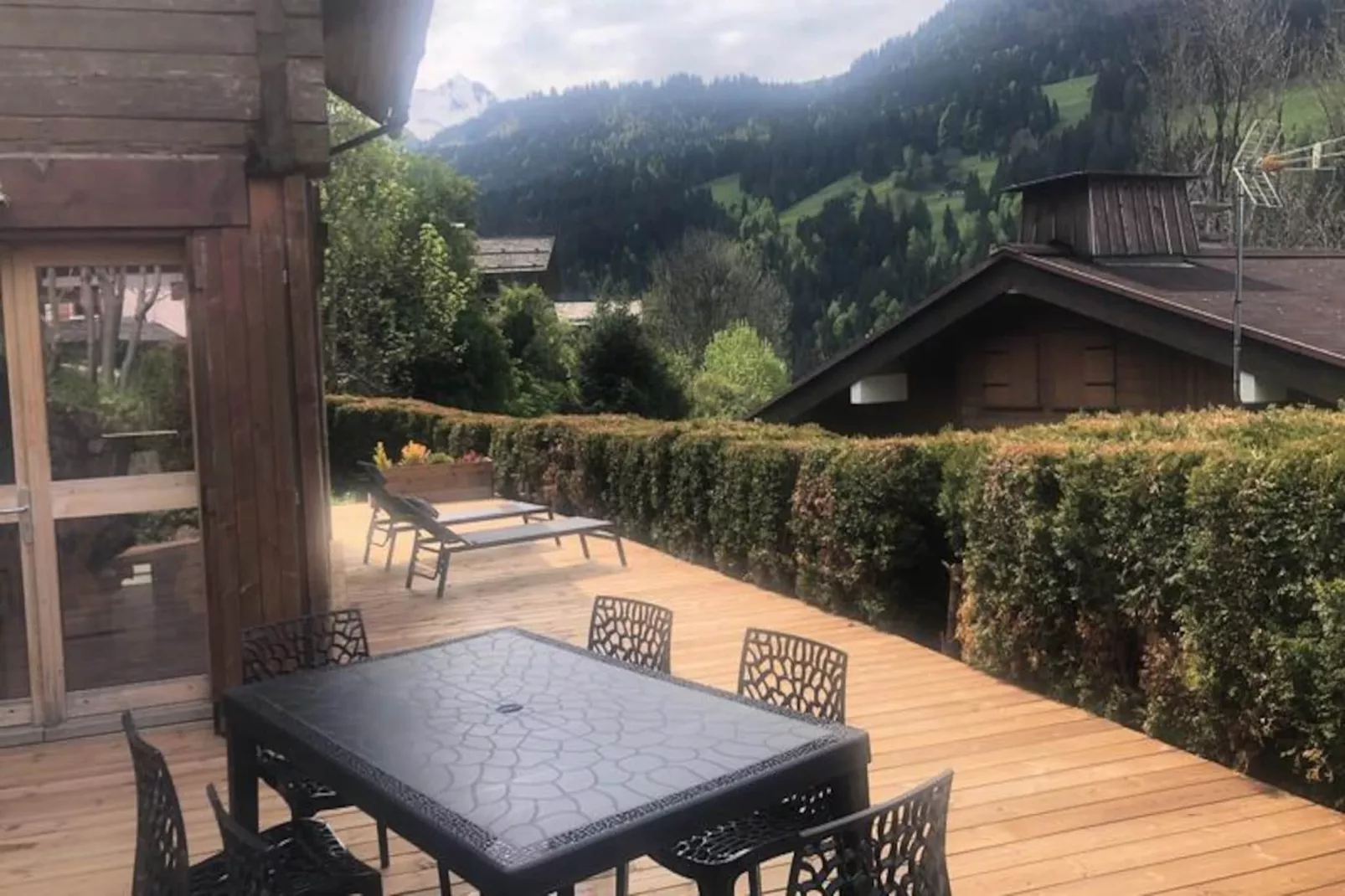 Petit Chalet-Untagged