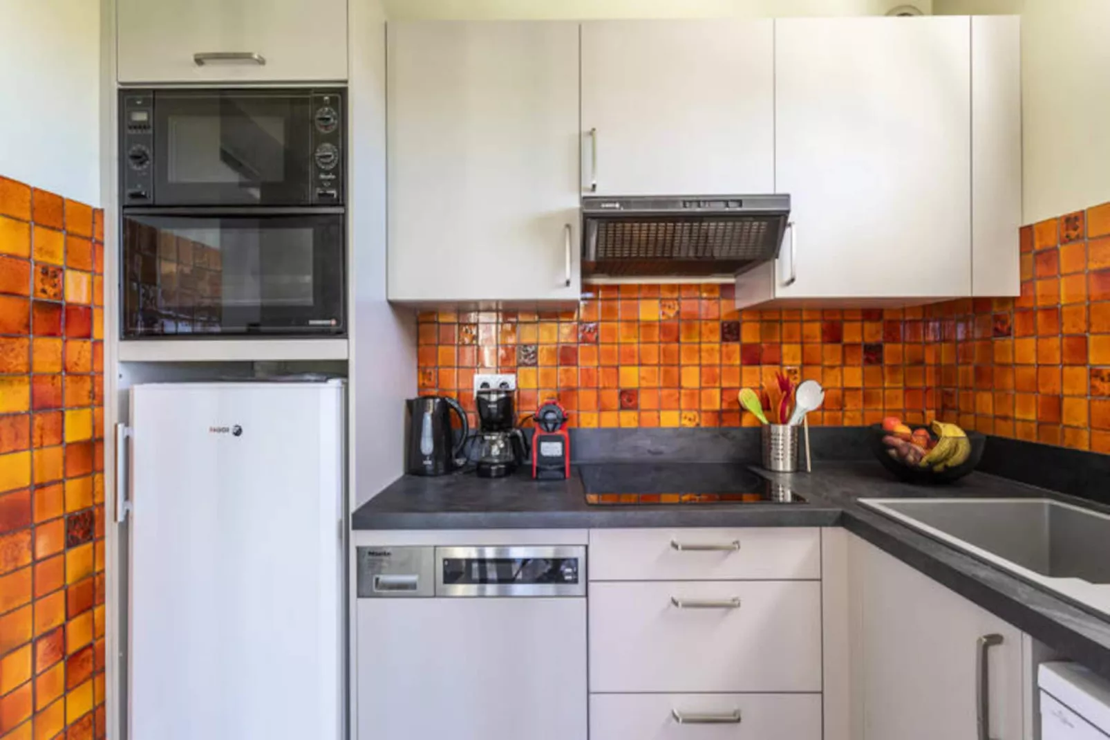 Appartement Balzac --Untagged