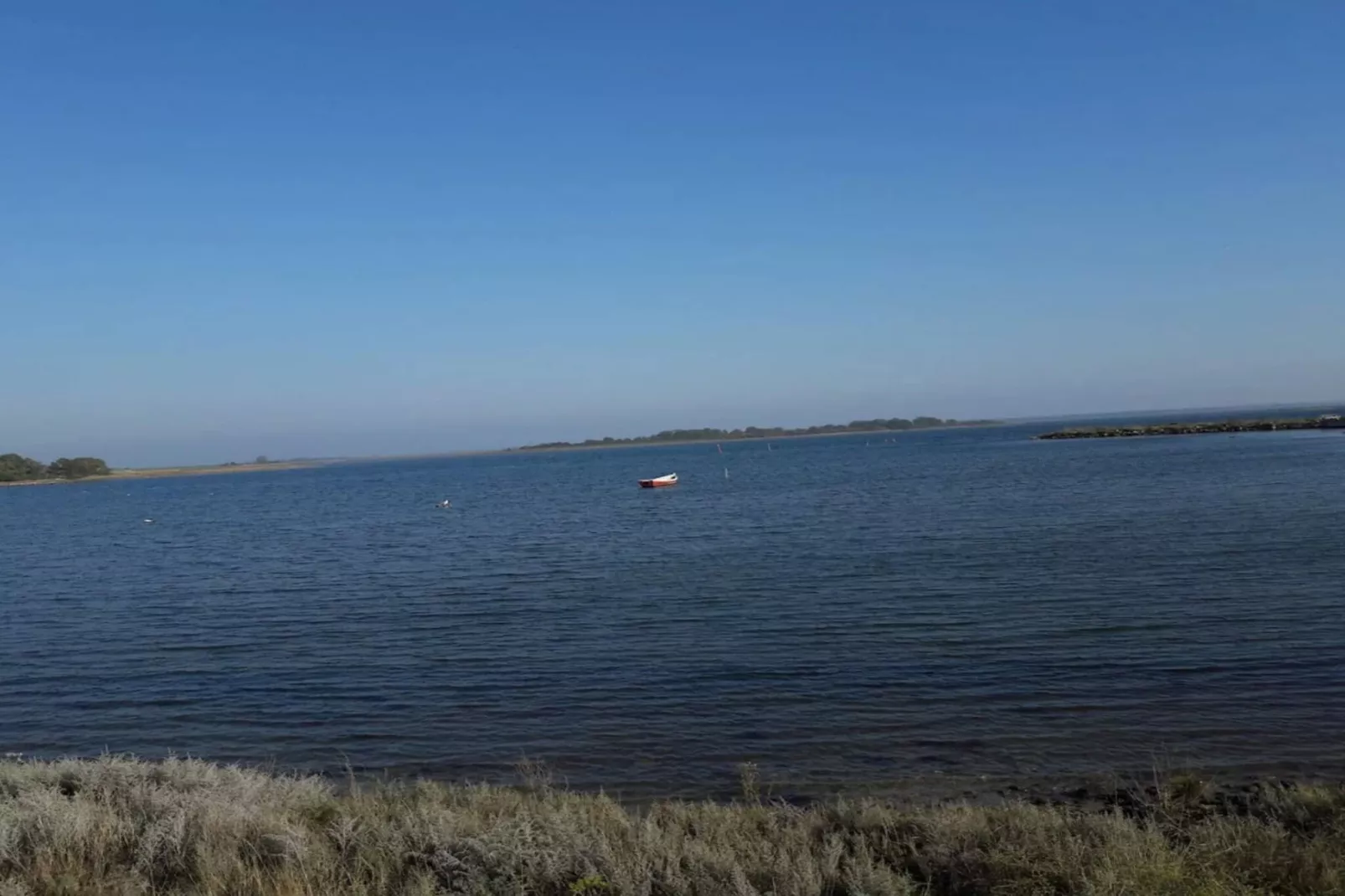 Maison de vacances pour 8 a Otterup-Vue sur l'eau