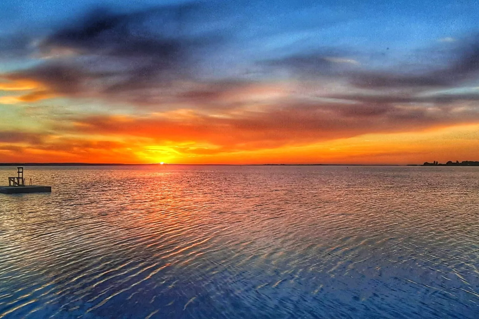 Vue panoramique de luxe -- By Traum Ferienwohnungen-Vue sur l'eau