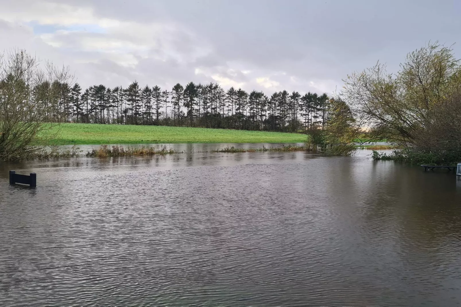 Maison de vacances pour 6 a Brædstrup-By Traum-Vue sur l'eau