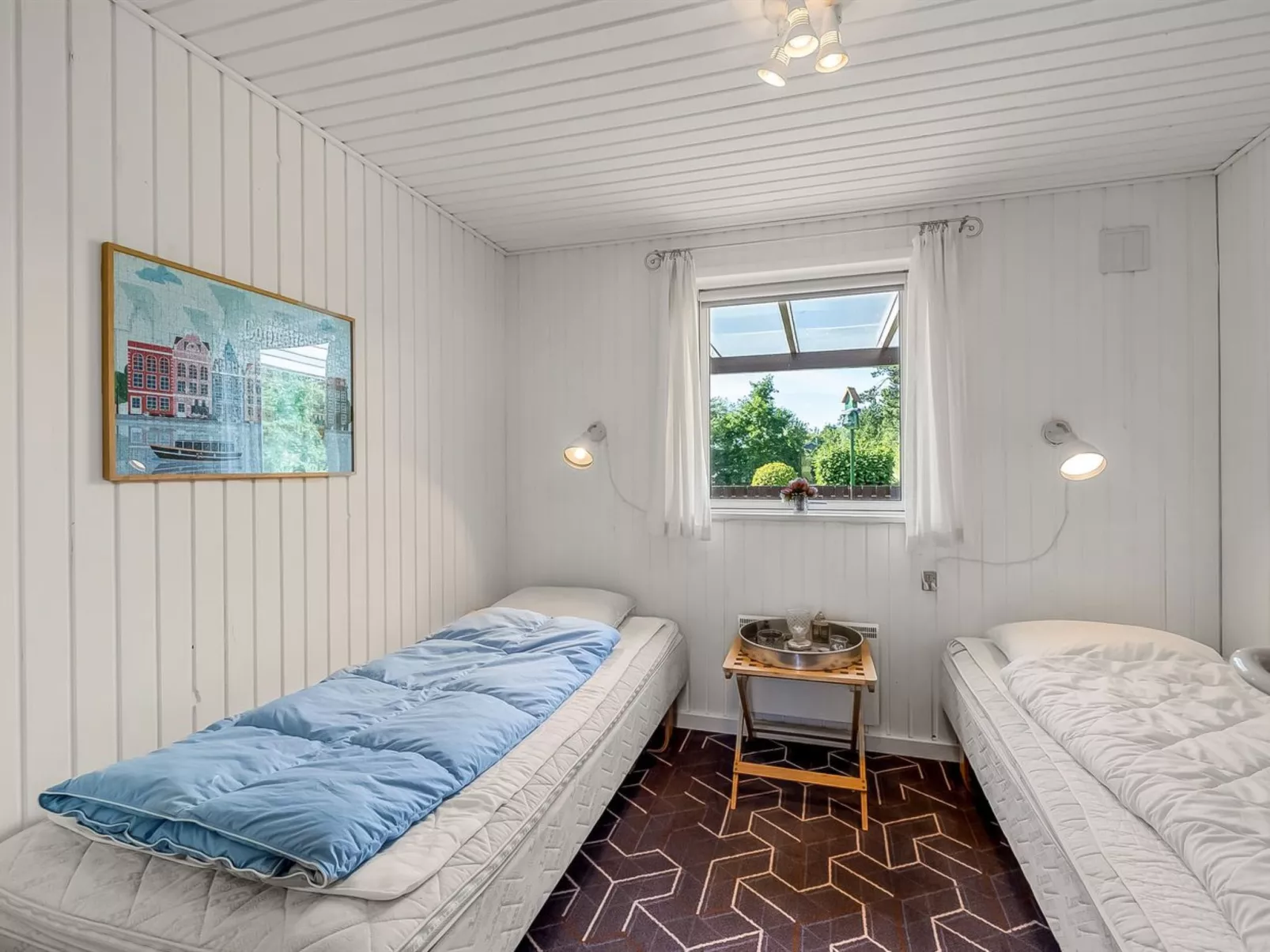 "Tholf" - 100m to the fjord-Inside