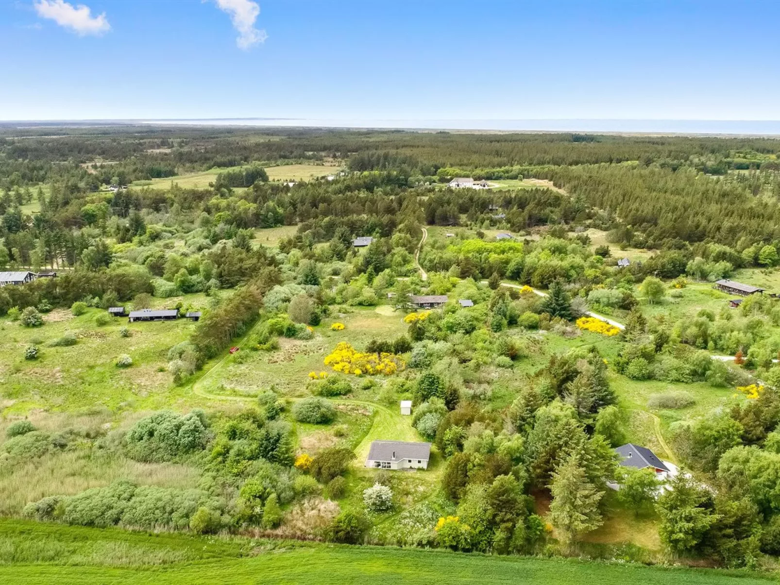 "Aameek" - 3km from the sea-Outside