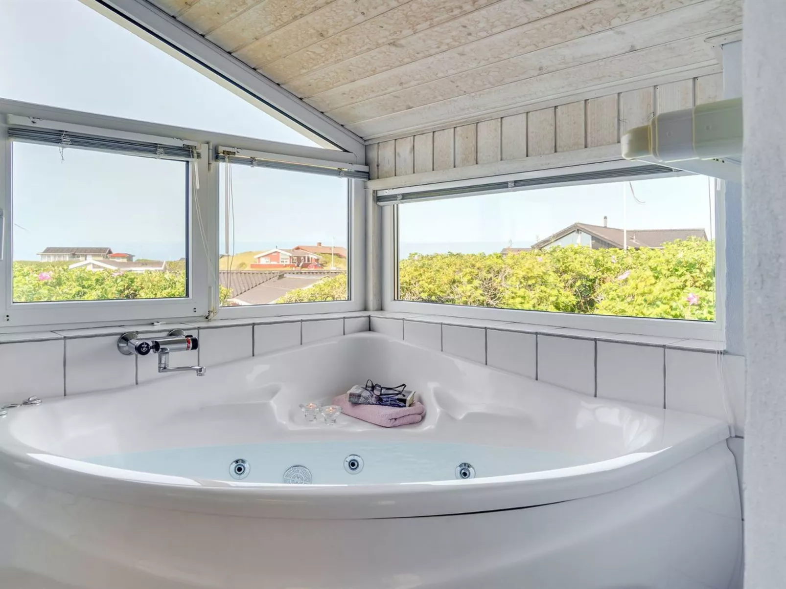 "Heidine" - 176m from the sea-Drinnen