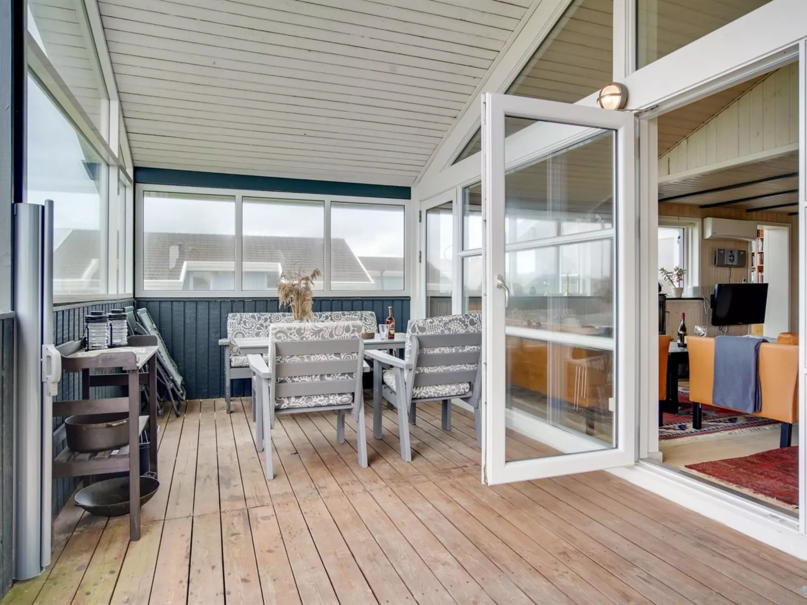 "Ailika" - 300m from the sea-Outside