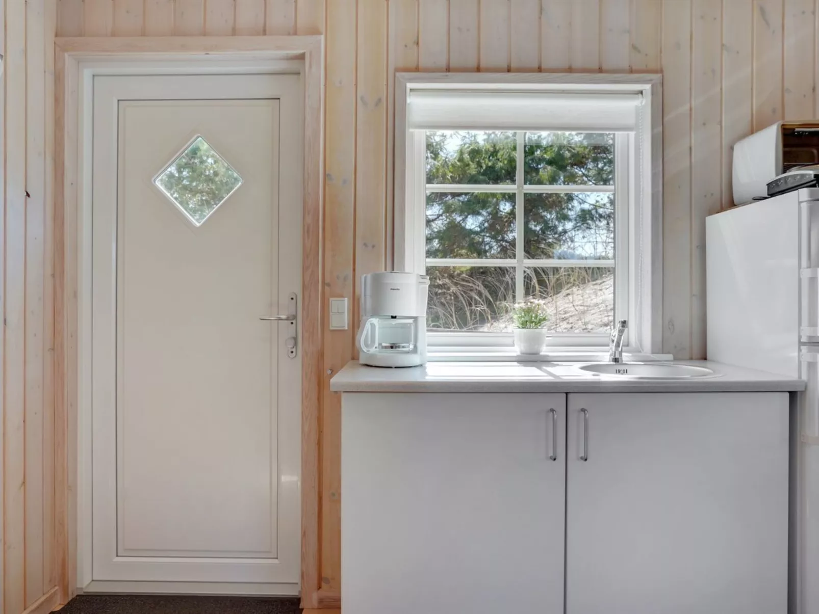 "Amie" - 800m from the sea-Inside